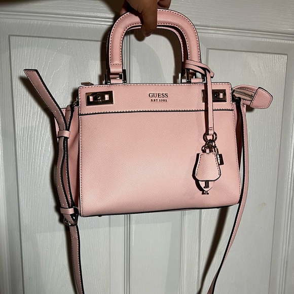 Rose pink Guess purse - Picture 2 of 5